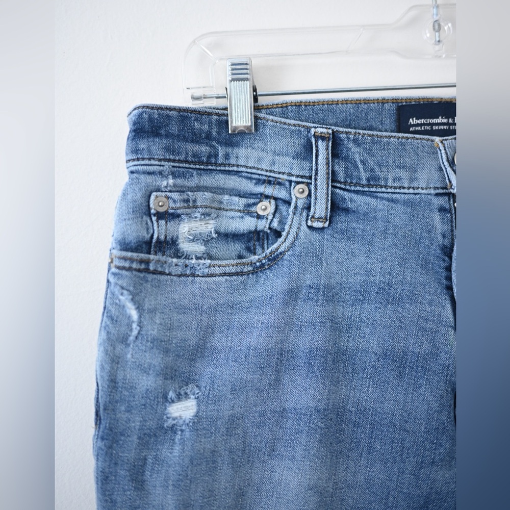 Abercrombie & Fitch Men’s Athletic Skinny Stretch Distressed Jeans 33wx30L - Picture 5 of 13